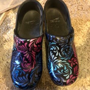 Dansko clogs gently used